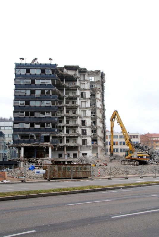 Commercial Site Demolition in Sacramento, CA